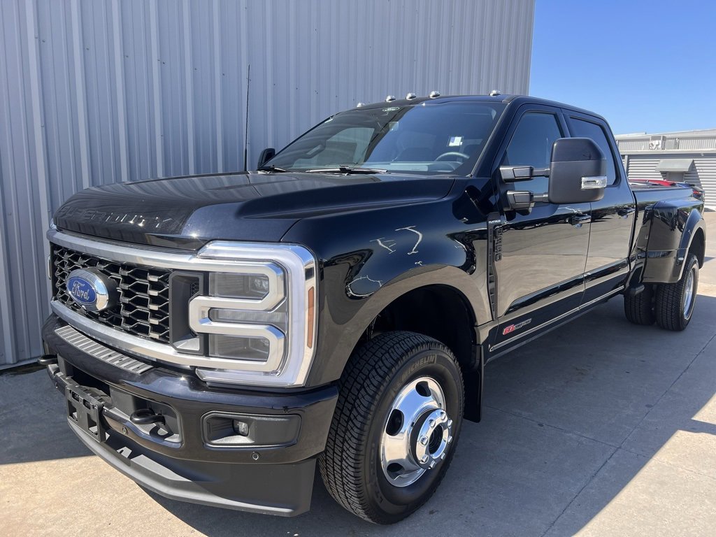 New 2026 Ford F350 Platinum image 1