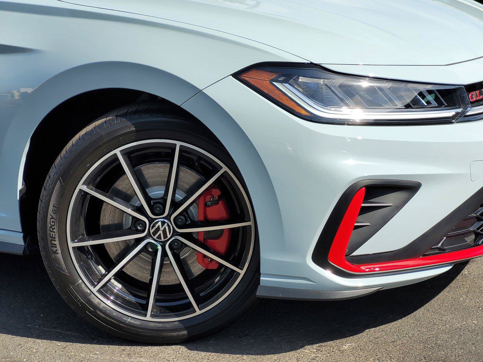 New 2026 Volkswagen Jetta GLI Autobahn FWD image 7