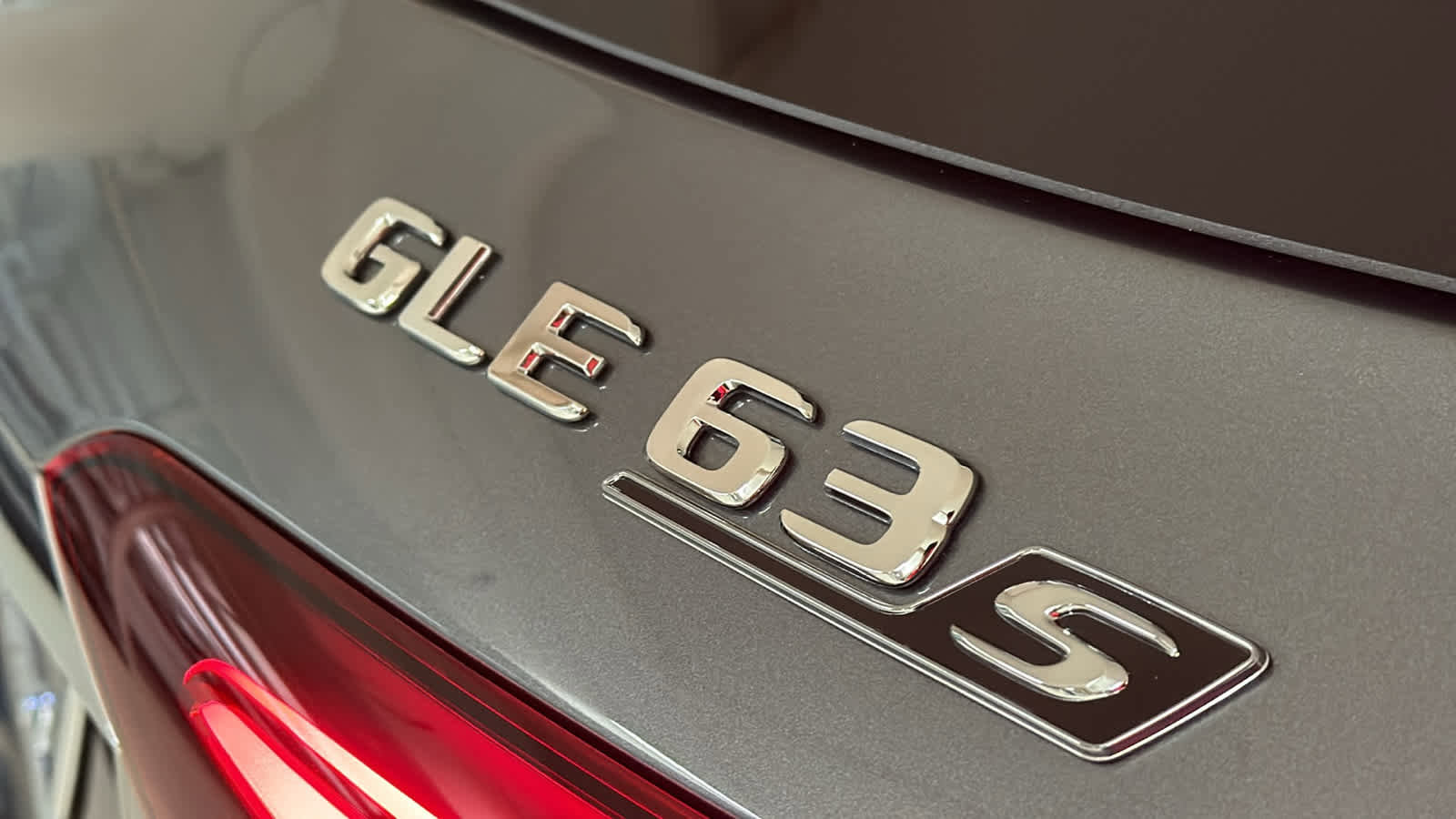 New 2026 Mercedes-Benz GLE 63 AMG S image 11