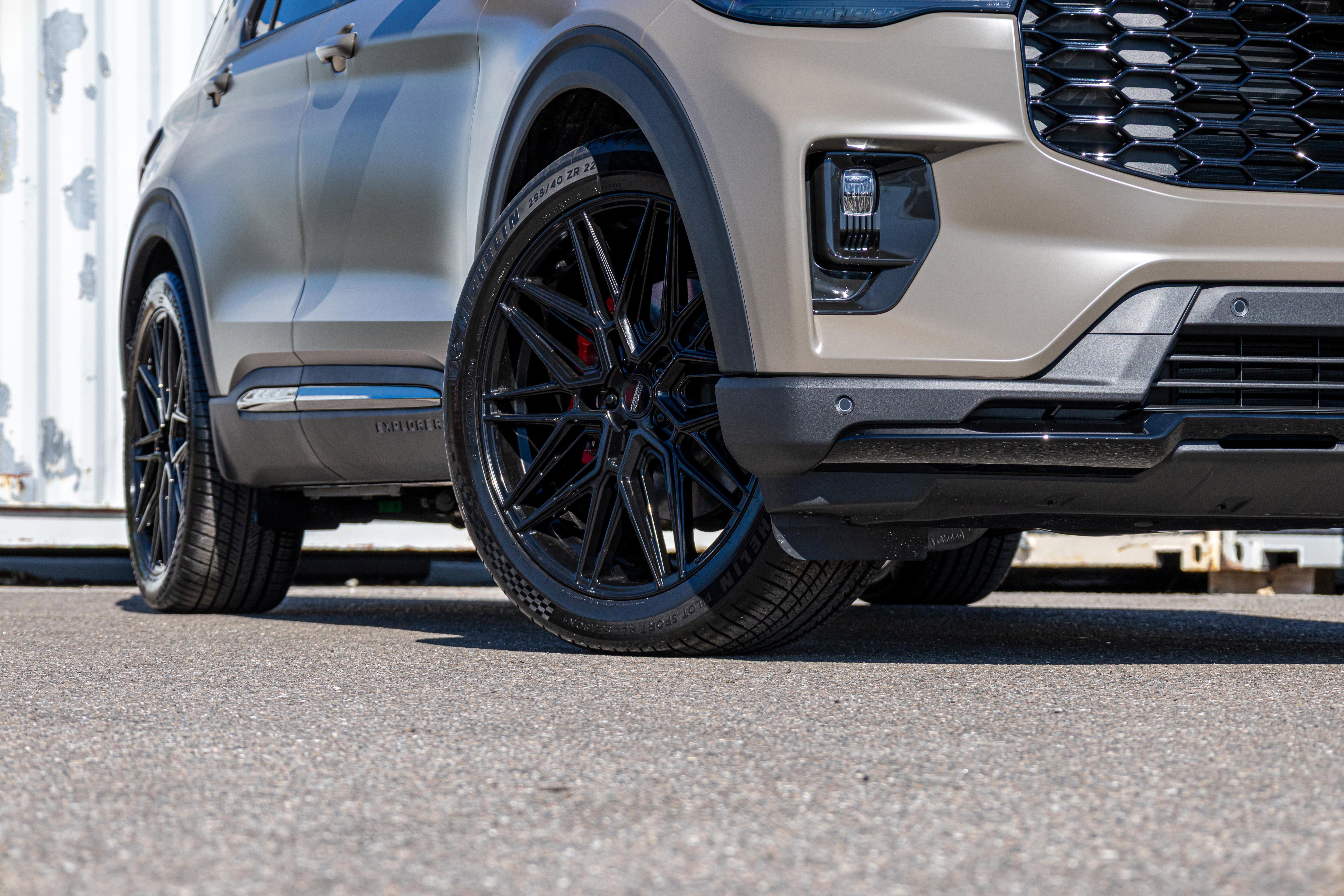 New 2026 Ford Explorer ST w/ Sun And Sound Package image 17