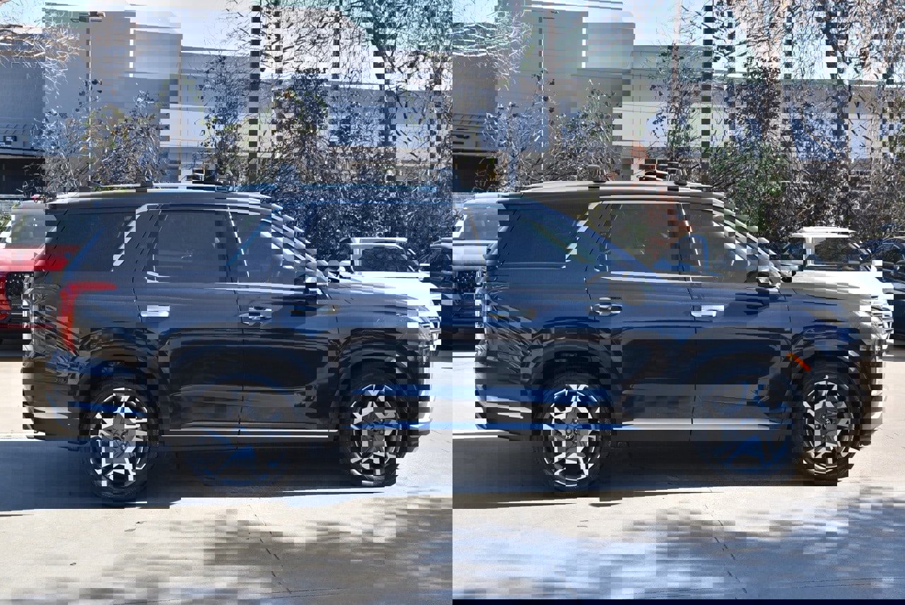 Used 2023 Hyundai Palisade SEL image 6