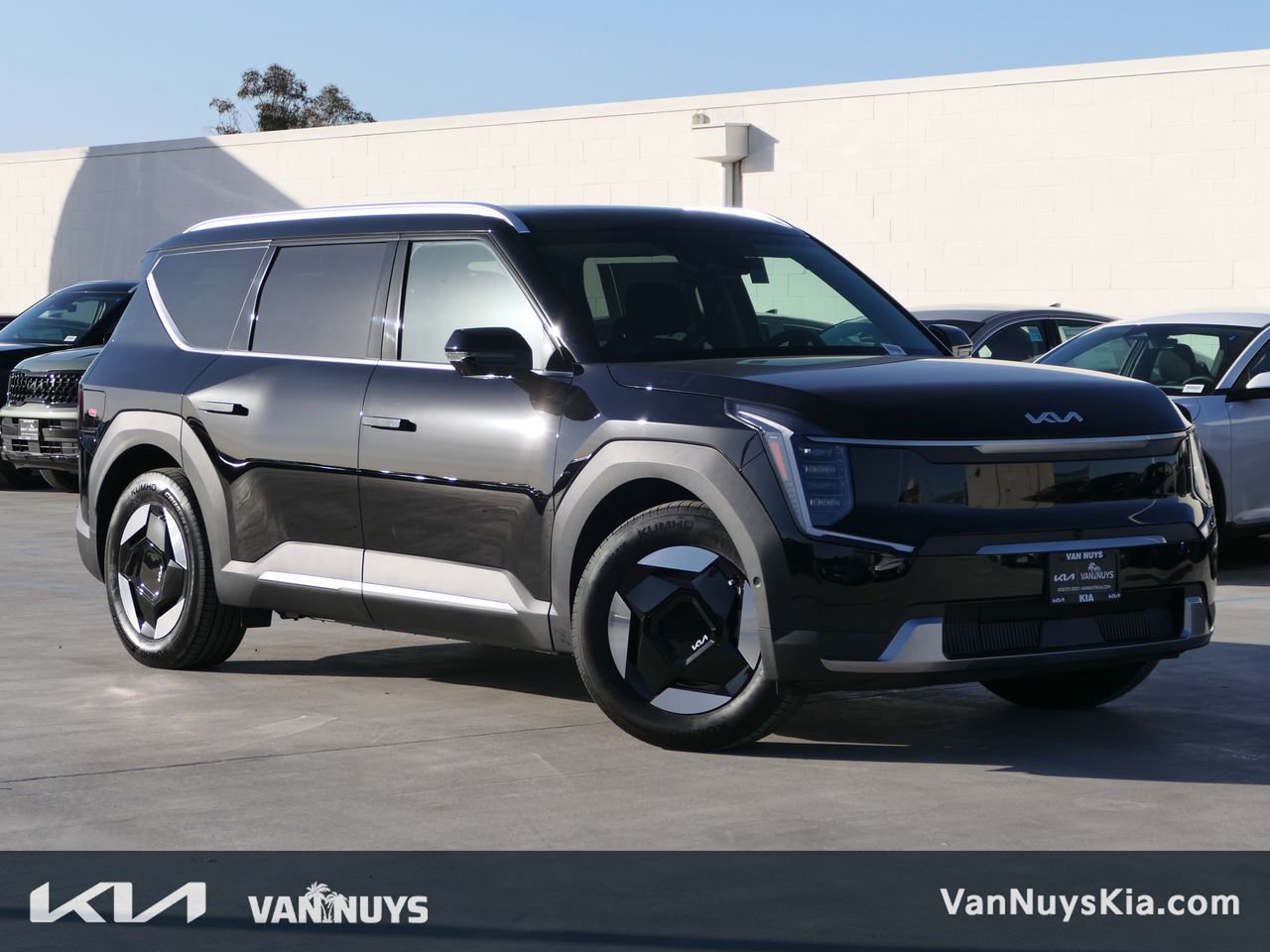 New 2026 Kia EV9 Wind image 1