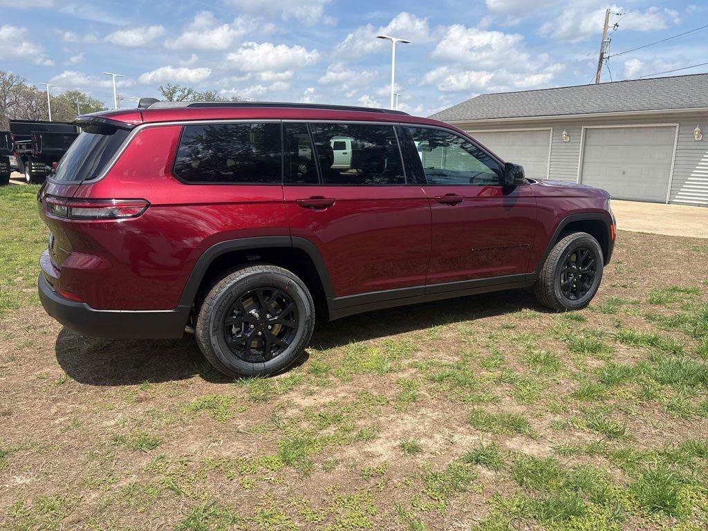 New 2026 Jeep Grand Cherokee L 4WD image 6