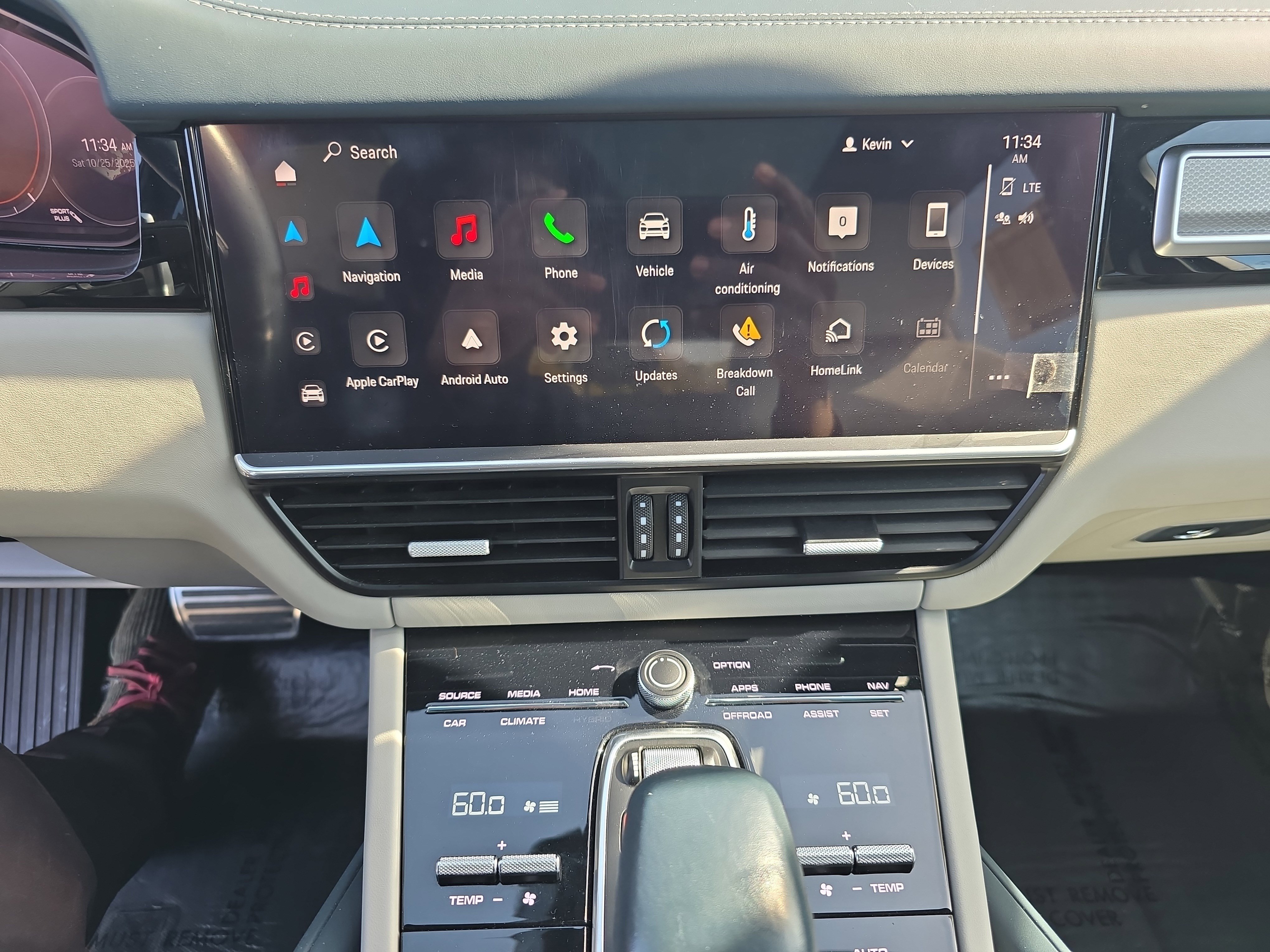 Used 2022 Porsche Cayenne S image 21