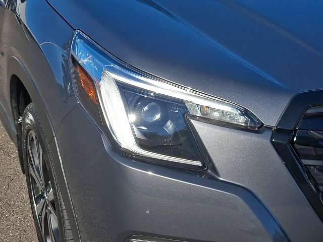 Certified 2024 Subaru Forester Limited AWD/4WD image 9