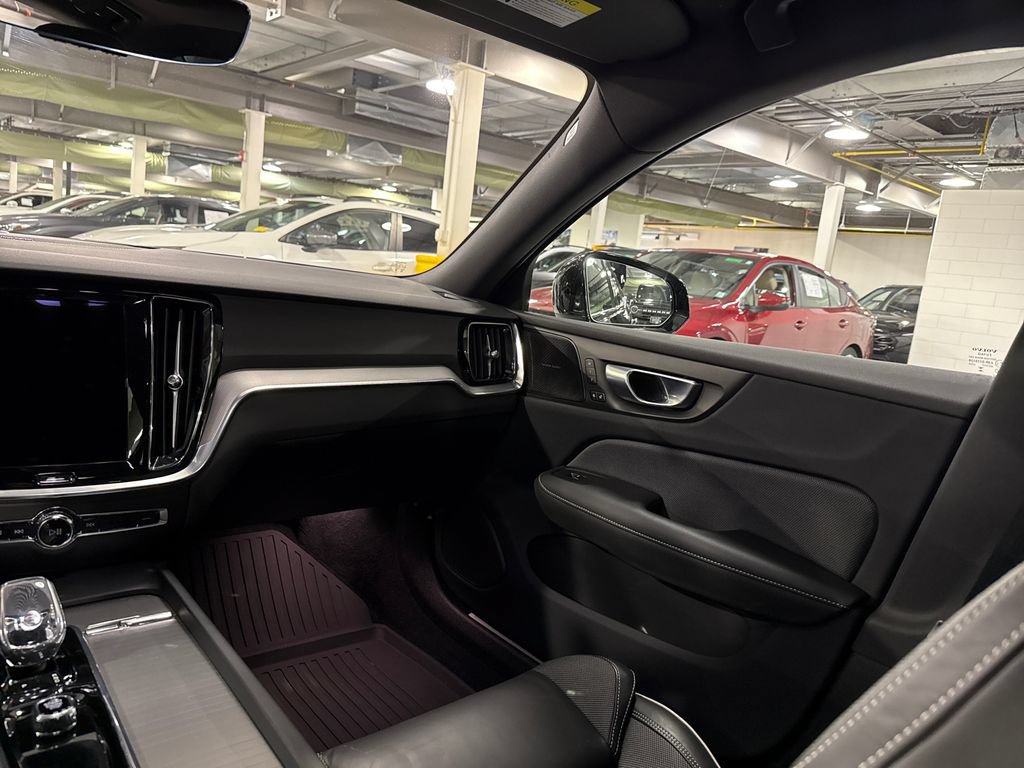 Certified 2024 Volvo S60 B5 Plus w/ Climate Package AWD/4WD image 24