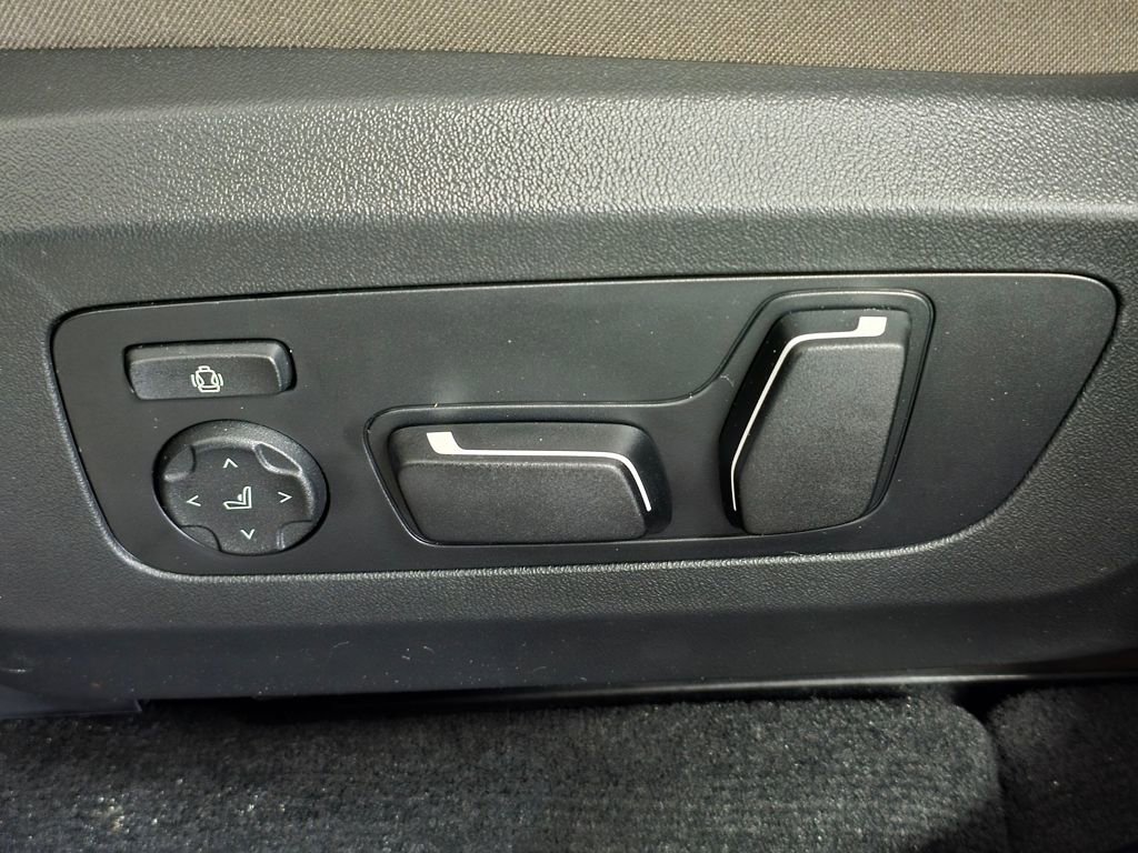 New 2026 BMW X3 xDrive30 w/ Premium Package image 17