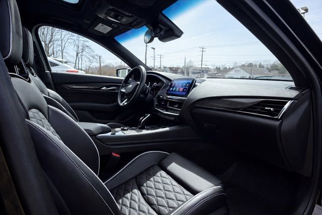 Used 2024 Cadillac CT5 V Blackwing w/ Driver Assist Package image 18