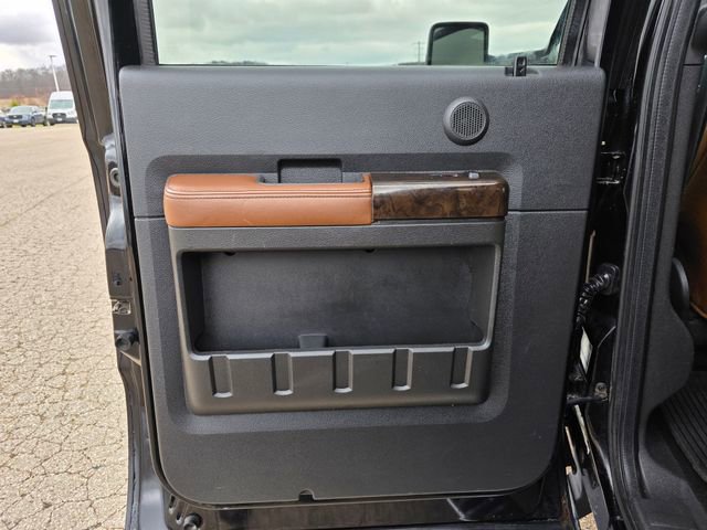 Used 2016 Ford F450 Platinum w/ Platinum Package image 34