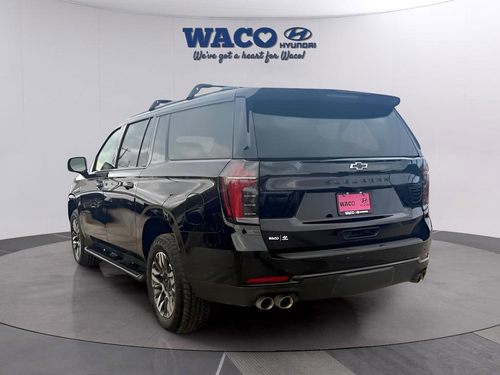 Used 2025 Chevrolet Suburban Z71 image 11