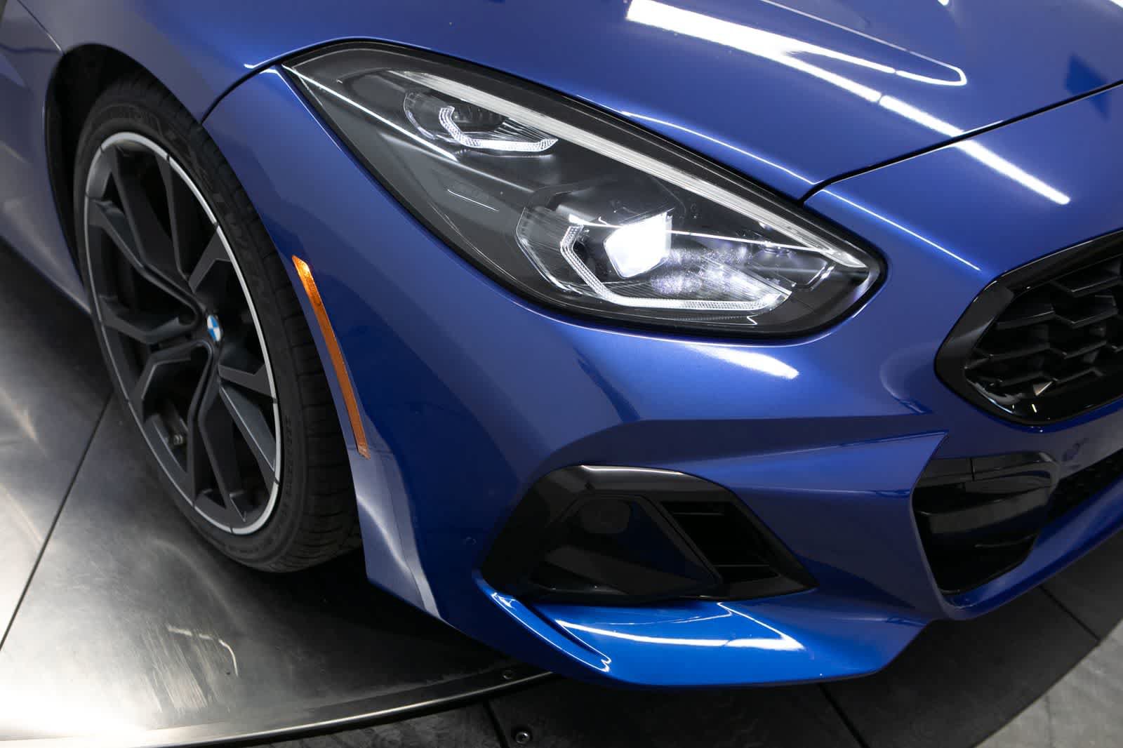 Used 2023 BMW Z4 sDrive30i w/ Shadowloine Package RWD image 12