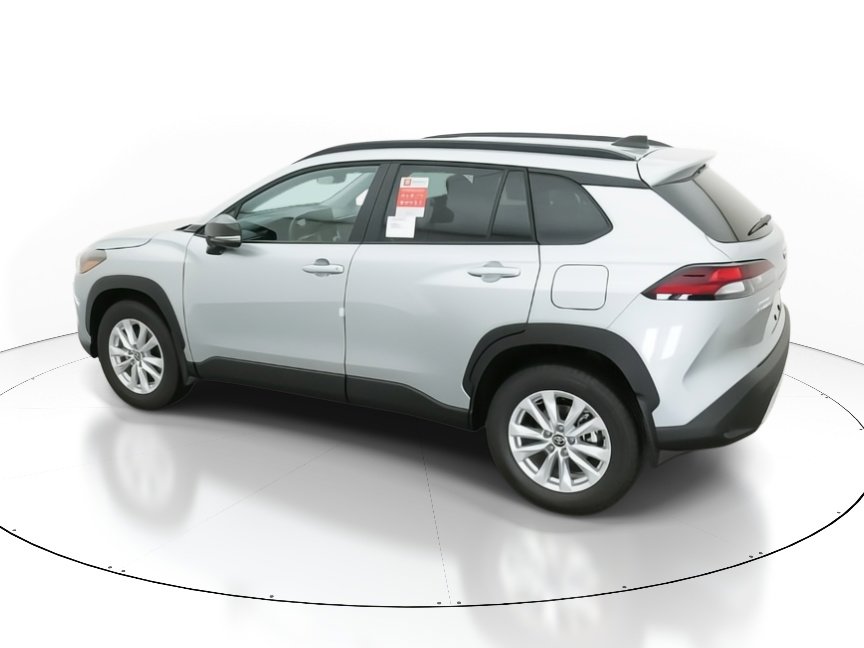 New 2026 Toyota Corolla Cross LE image 4