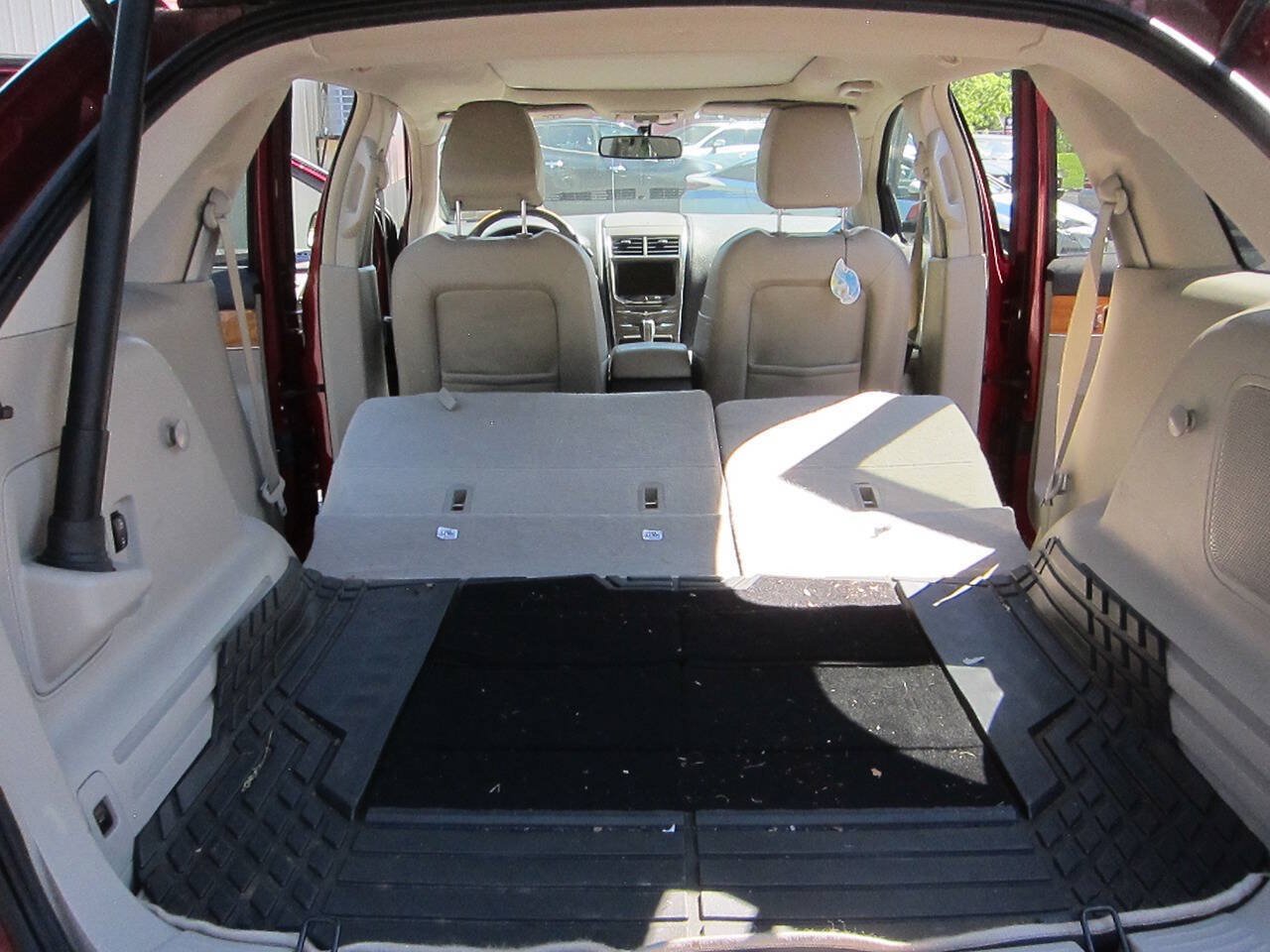 Used 2014 Lincoln MKX AWD w/ Equipment Group 102A image 17