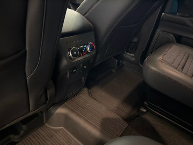 New 2026 Ford Explorer ST-Line w/ ST-Line Street Pack AWD/4WD image 18