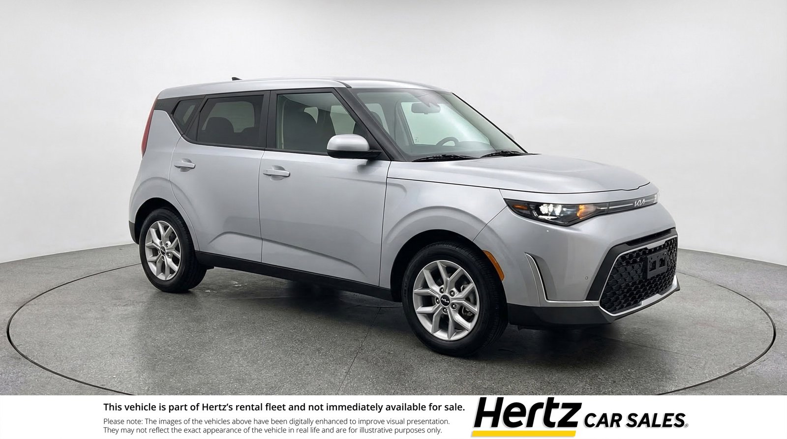 Used 2025 Kia Soul LX w/ LX Technology Package FWD image 1