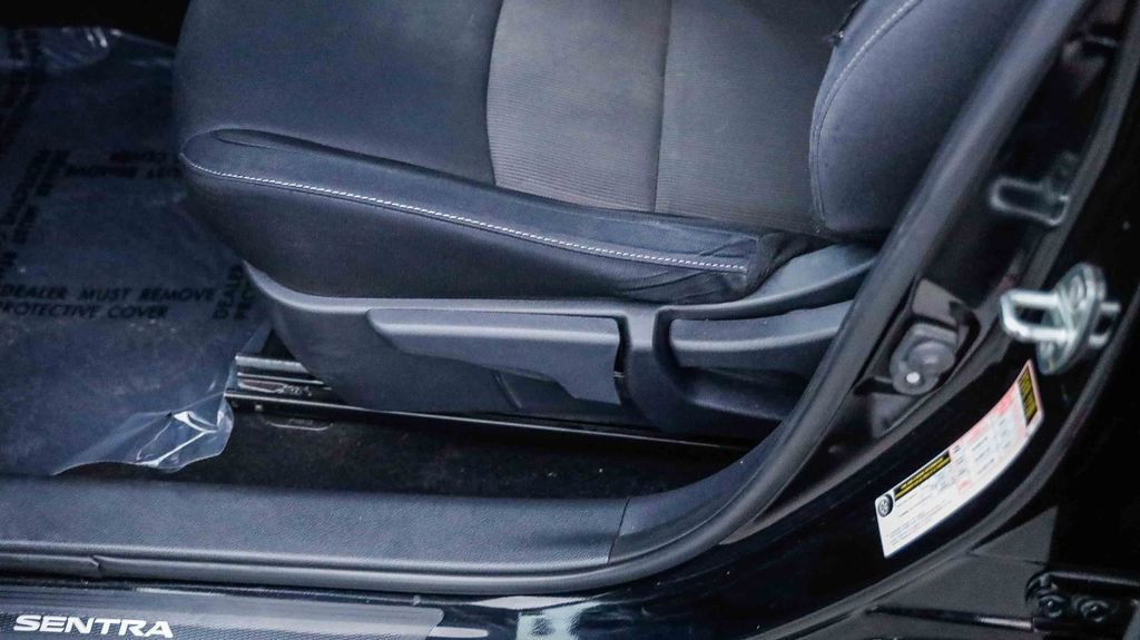 Used 2021 Nissan Sentra SV w/ Trunk Package image 22