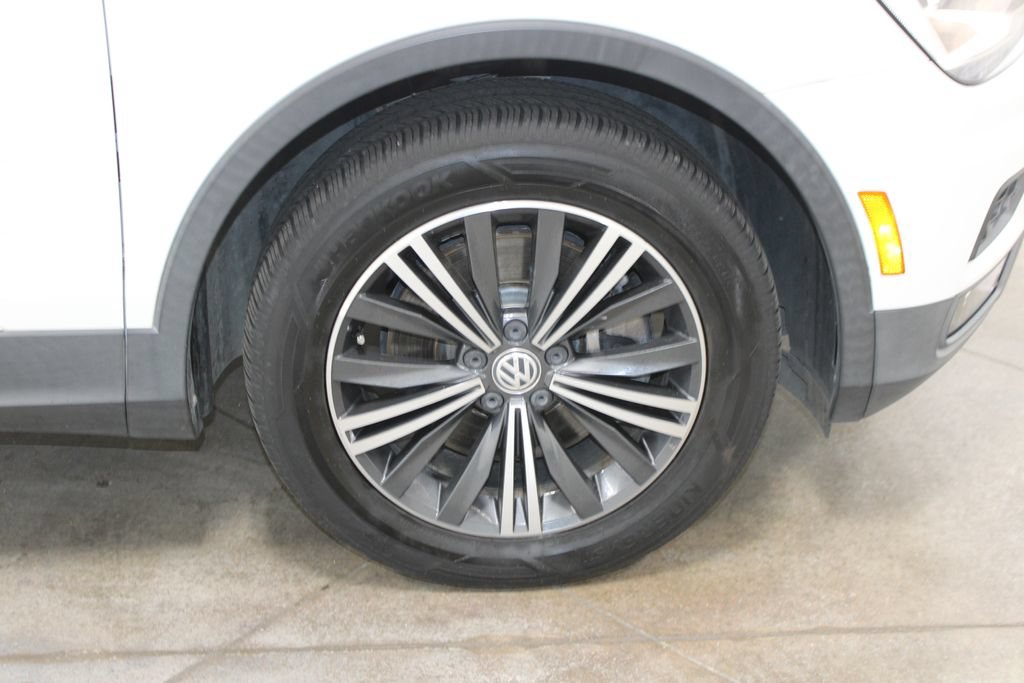 Used 2019 Volkswagen Tiguan SEL FWD image 52