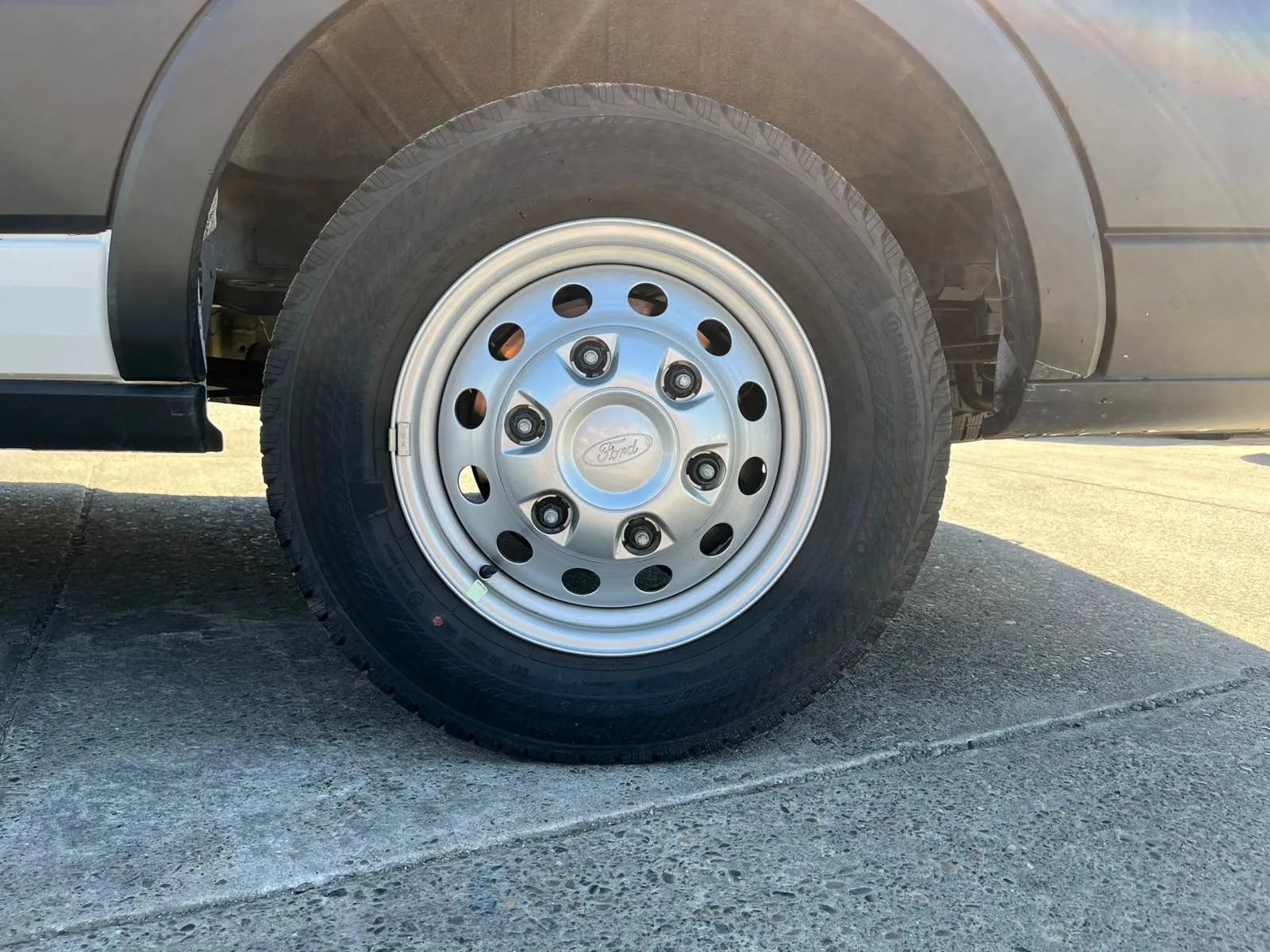 Used 2024 Ford Transit 350 XL image 44