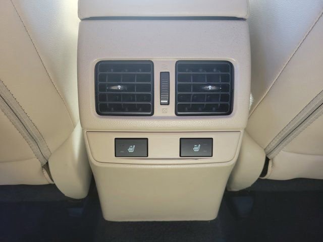 Used 2017 Subaru Legacy 2.5i Limited image 13