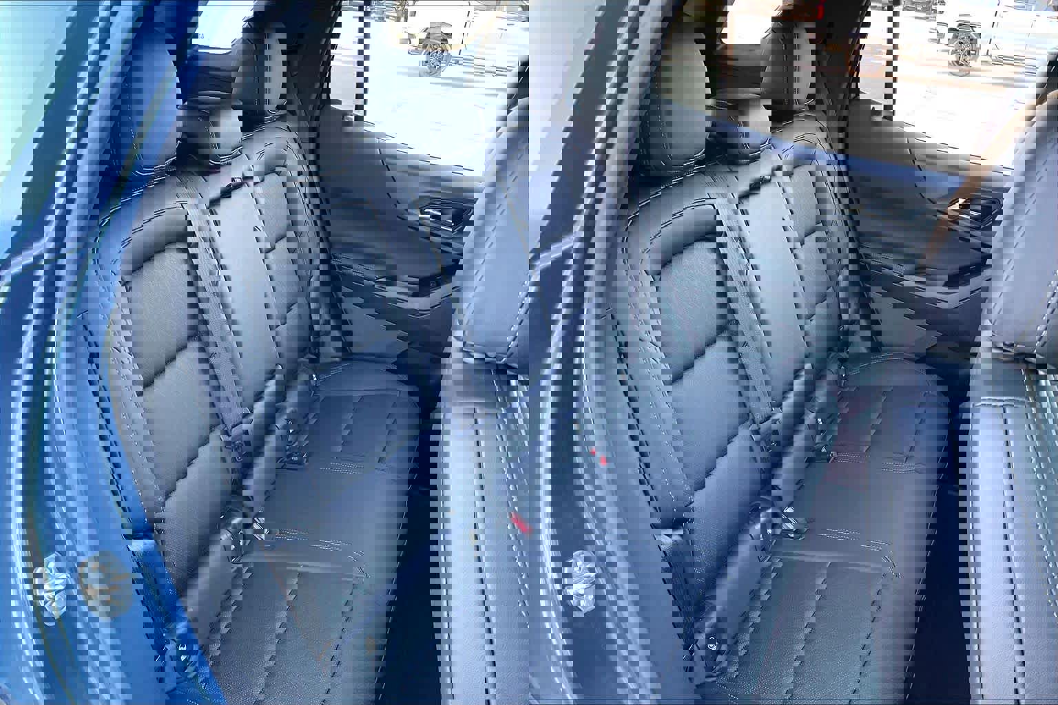 Certified 2025 Chevrolet Equinox LT w/ Convenience Package II image 17