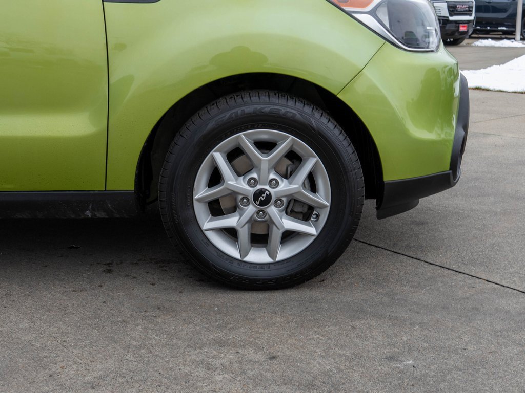Used 2016 Kia Soul image 32