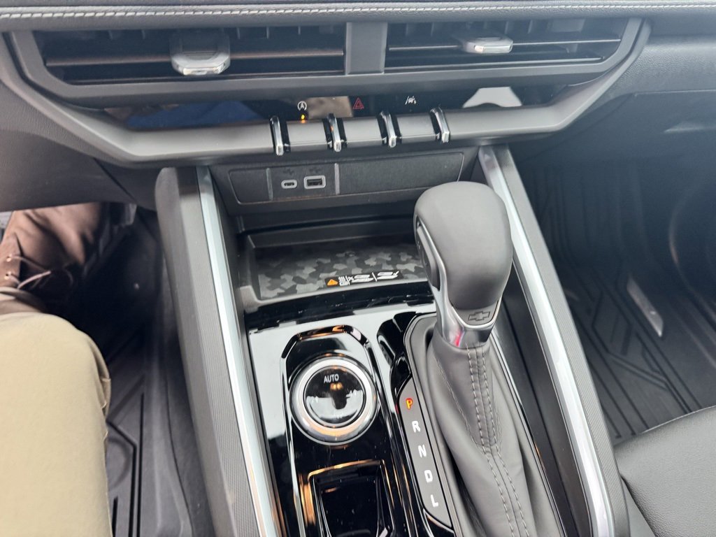 New 2025 Chevrolet Colorado LT w/ LT Convenience Package image 22