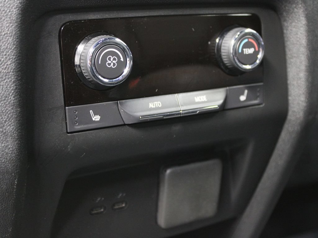 Used 2026 Chevrolet Traverse RS w/ LPO, Floor Liner Package AWD/4WD image 18
