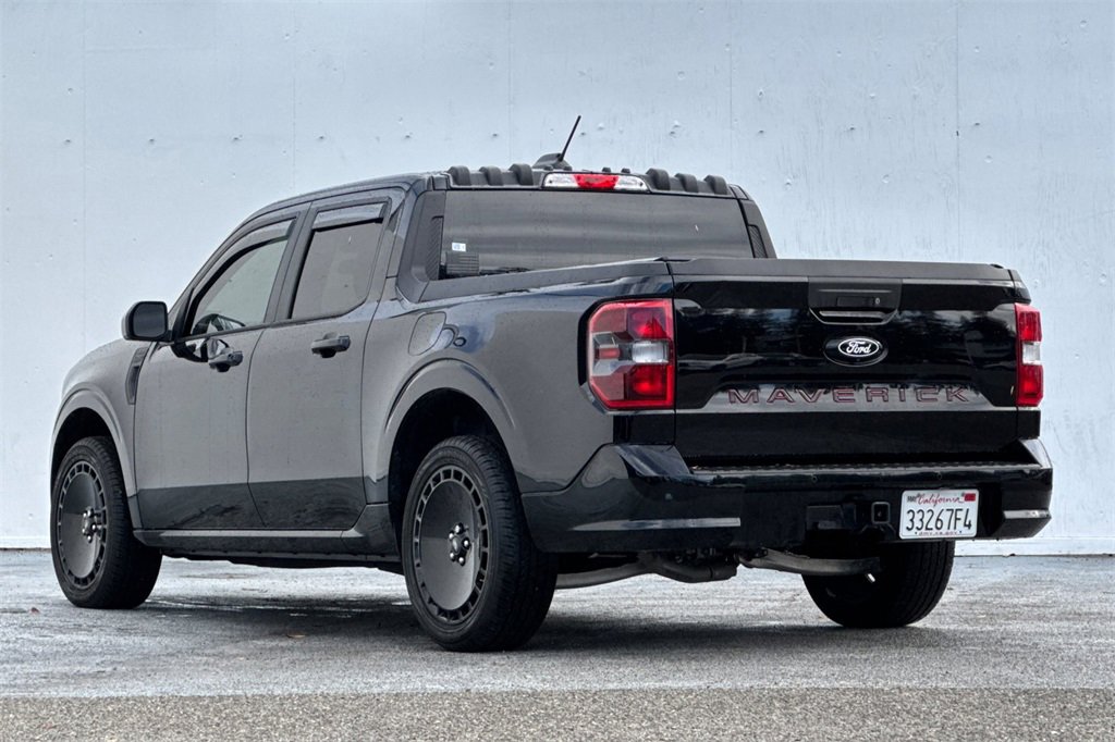Used 2025 Ford Maverick Lobo image 5