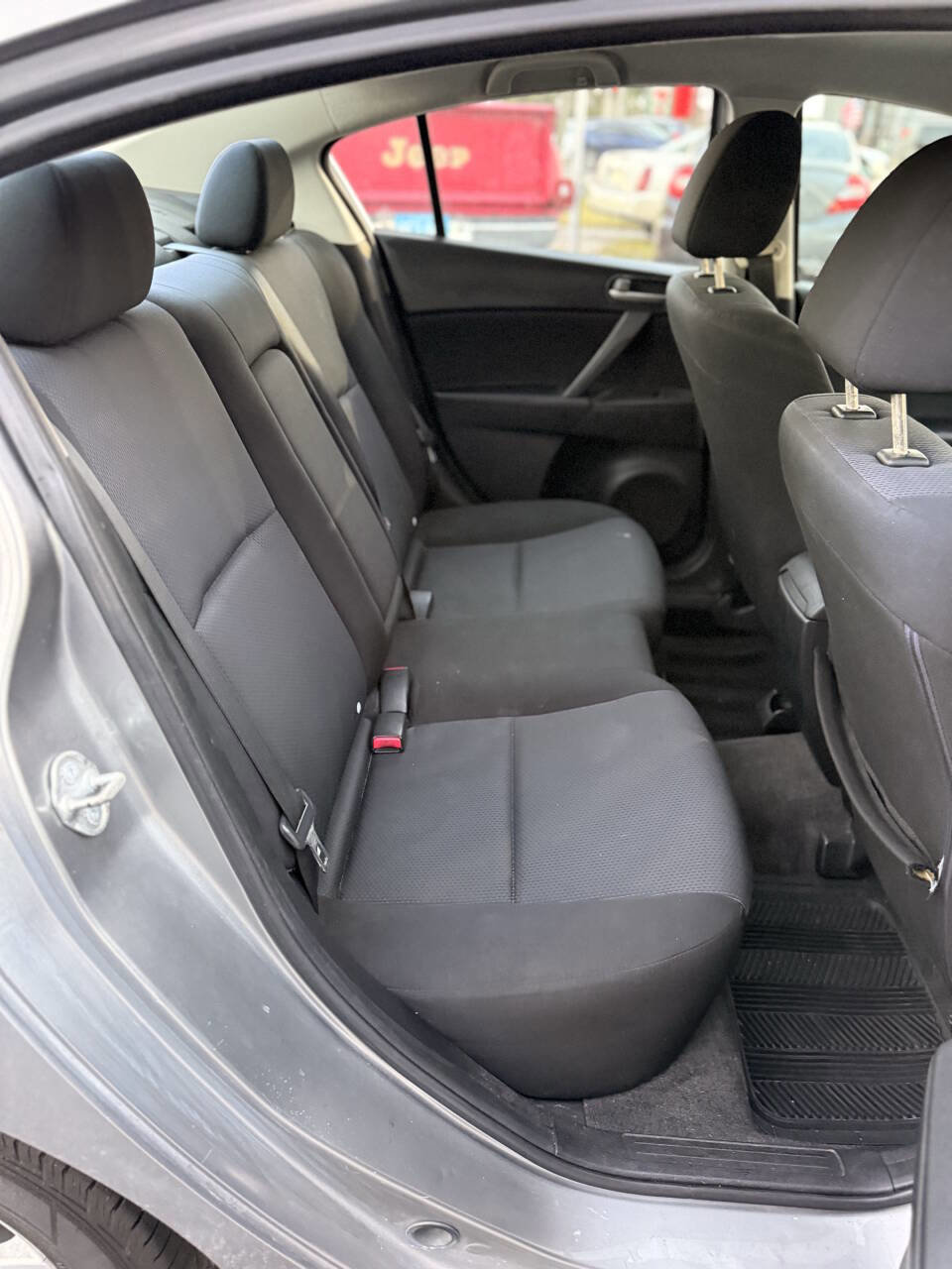 Used 2010 MAZDA MAZDA3 i Touring image 17