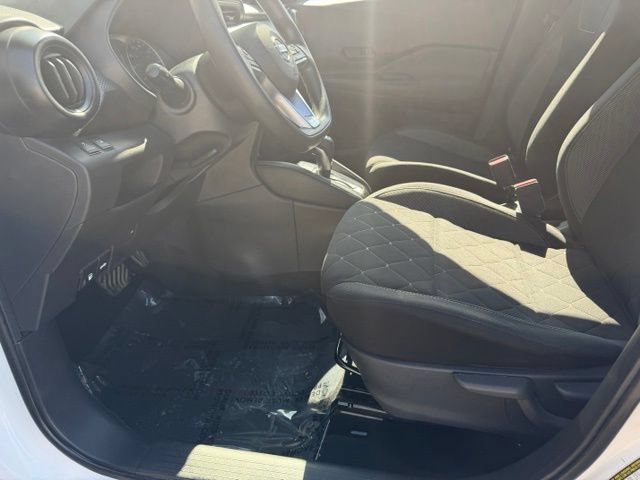 Used 2019 Nissan Kicks S FWD image 17
