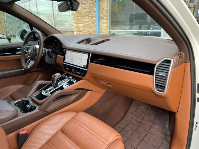 Used 2020 Porsche Cayenne S AWD/4WD image 39