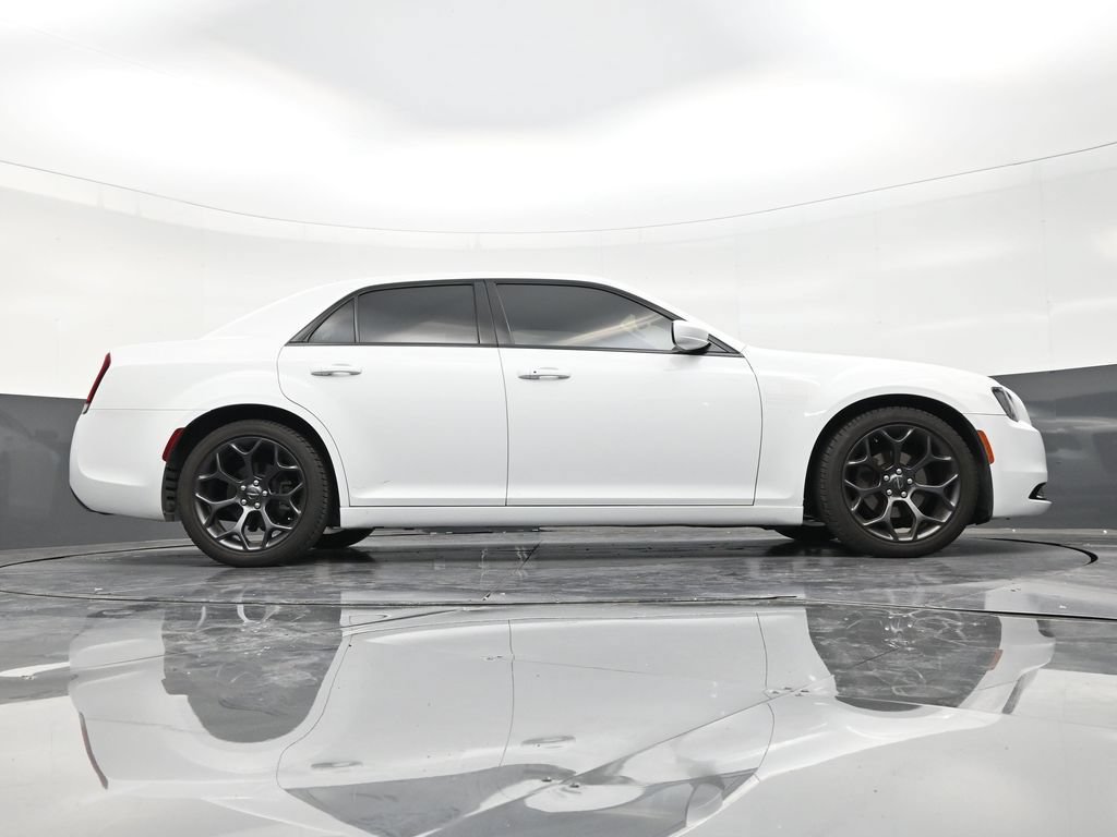 Used 2020 Chrysler 300 S RWD image 25