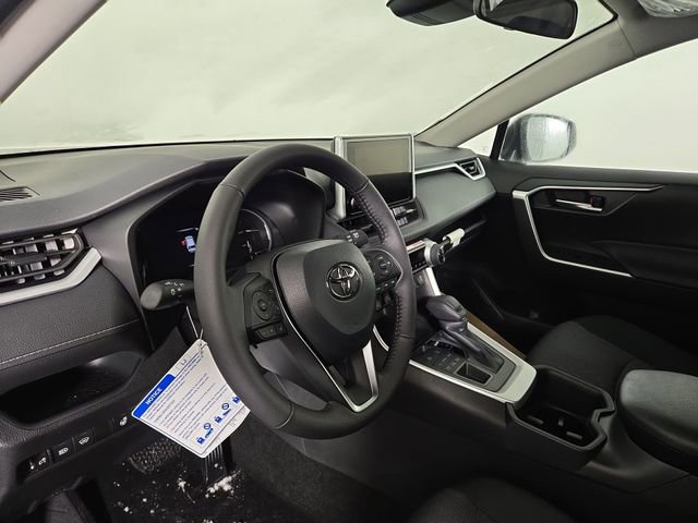 New 2025 Toyota RAV4 XLE image 16