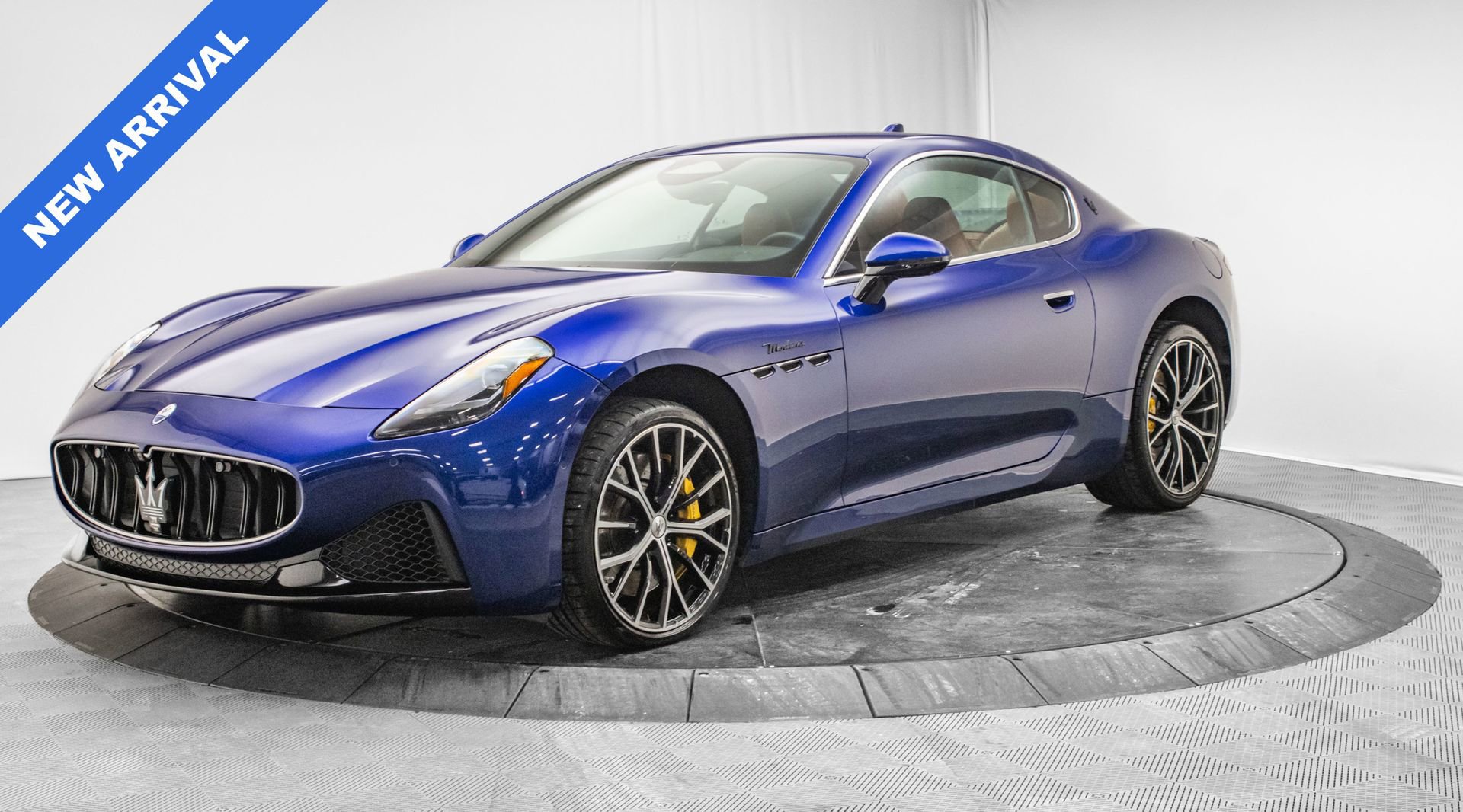 Used 2024 Maserati GranTurismo Modena image 3