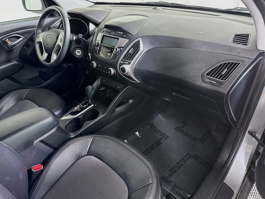 Used 2013 Hyundai Tucson GLS image 29