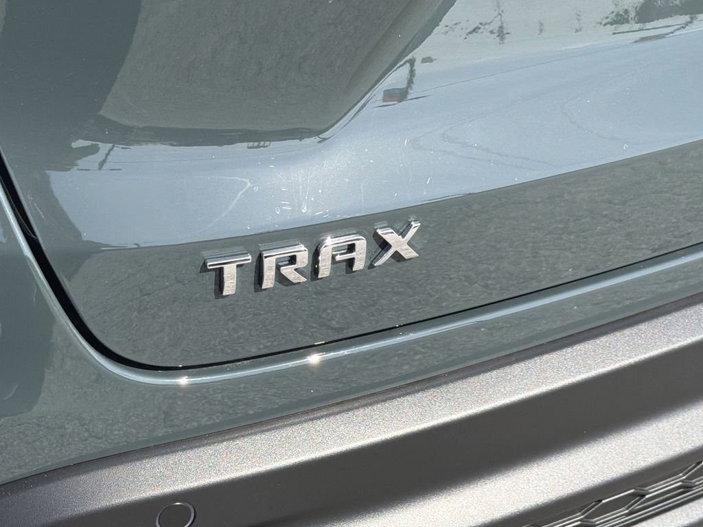 New 2026 Chevrolet Trax LS w/ LS Convenience Package FWD image 21