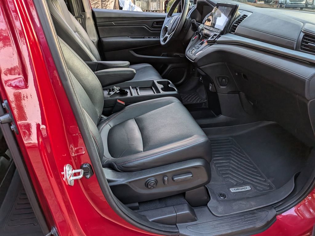Used 2023 Honda Odyssey Sport image 33