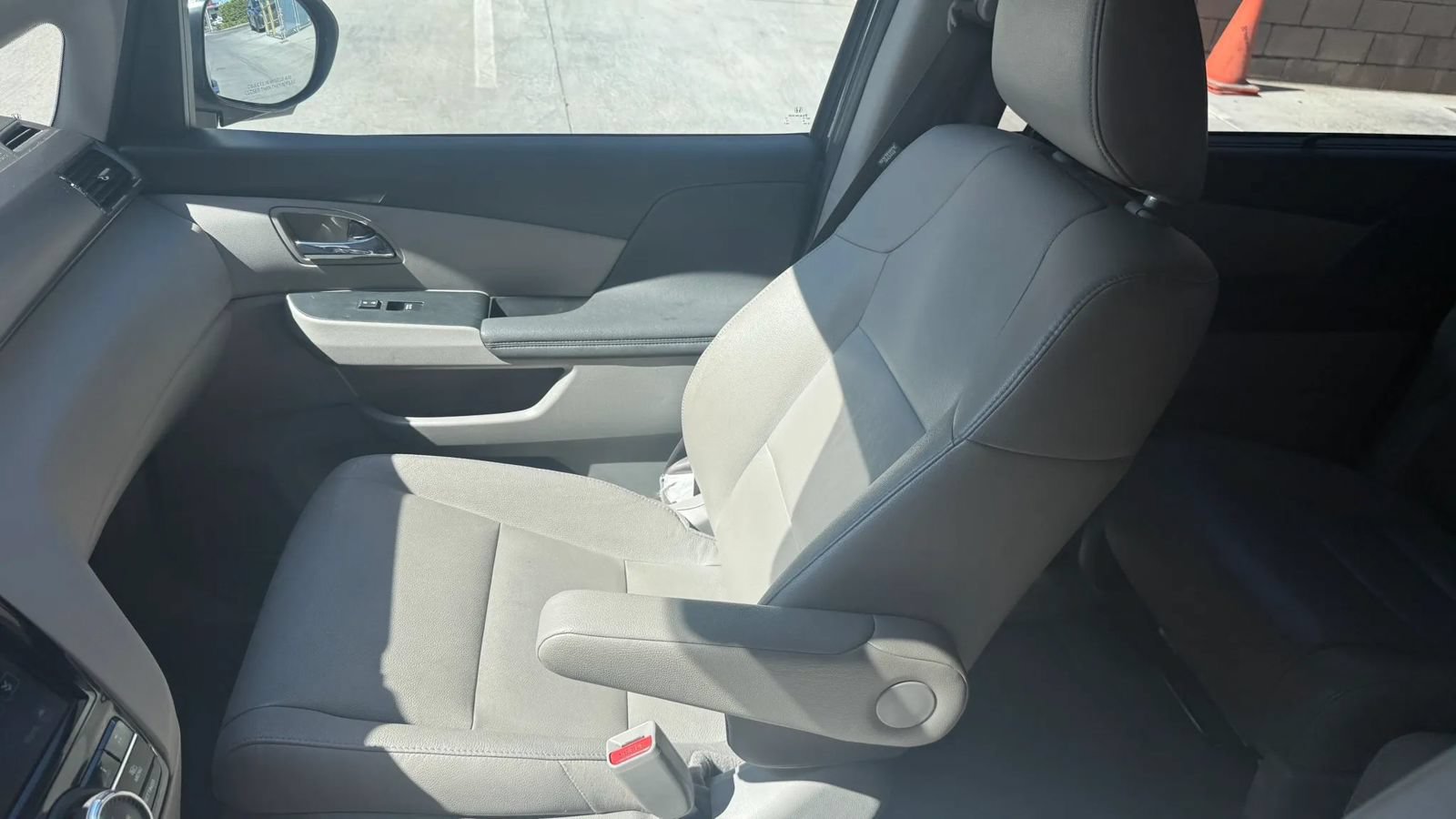 Used 2015 Honda Odyssey EX-L image 14