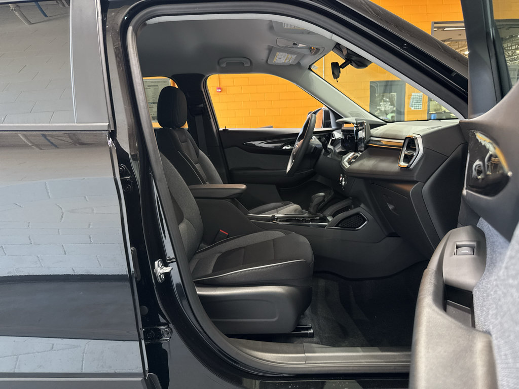 New 2026 Chevrolet TrailBlazer LS w/ LS Convenience Package FWD image 15