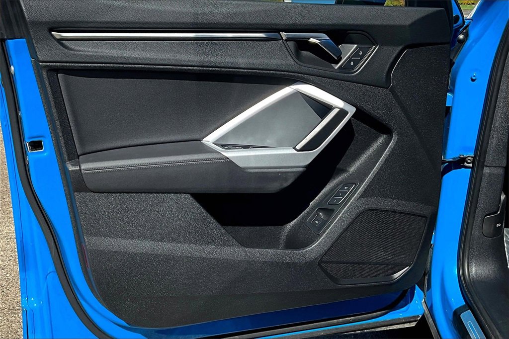 Used 2023 Audi Q3 2.0T Premium image 22