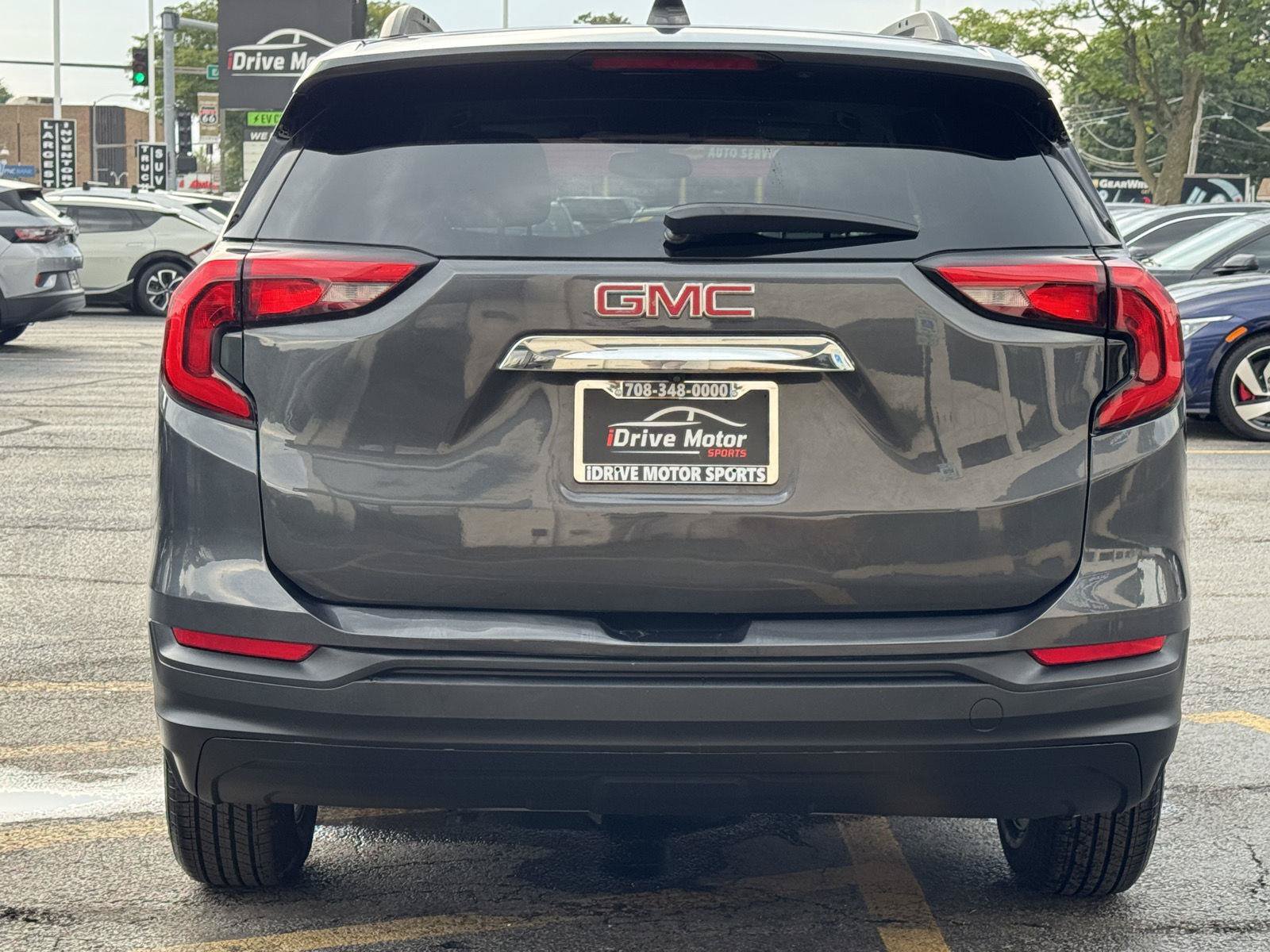 Used 2019 GMC Terrain SLE w/ Driver Convenience Package FWD image 6