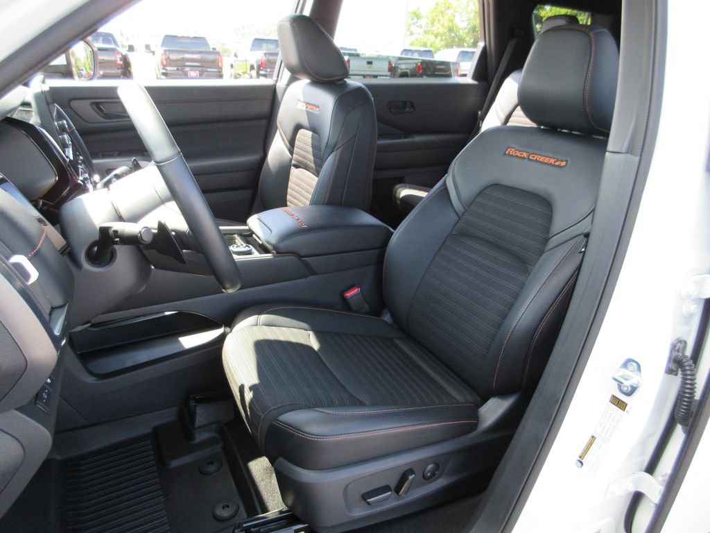 Used 2024 Nissan Pathfinder Rock Creek AWD/4WD image 19