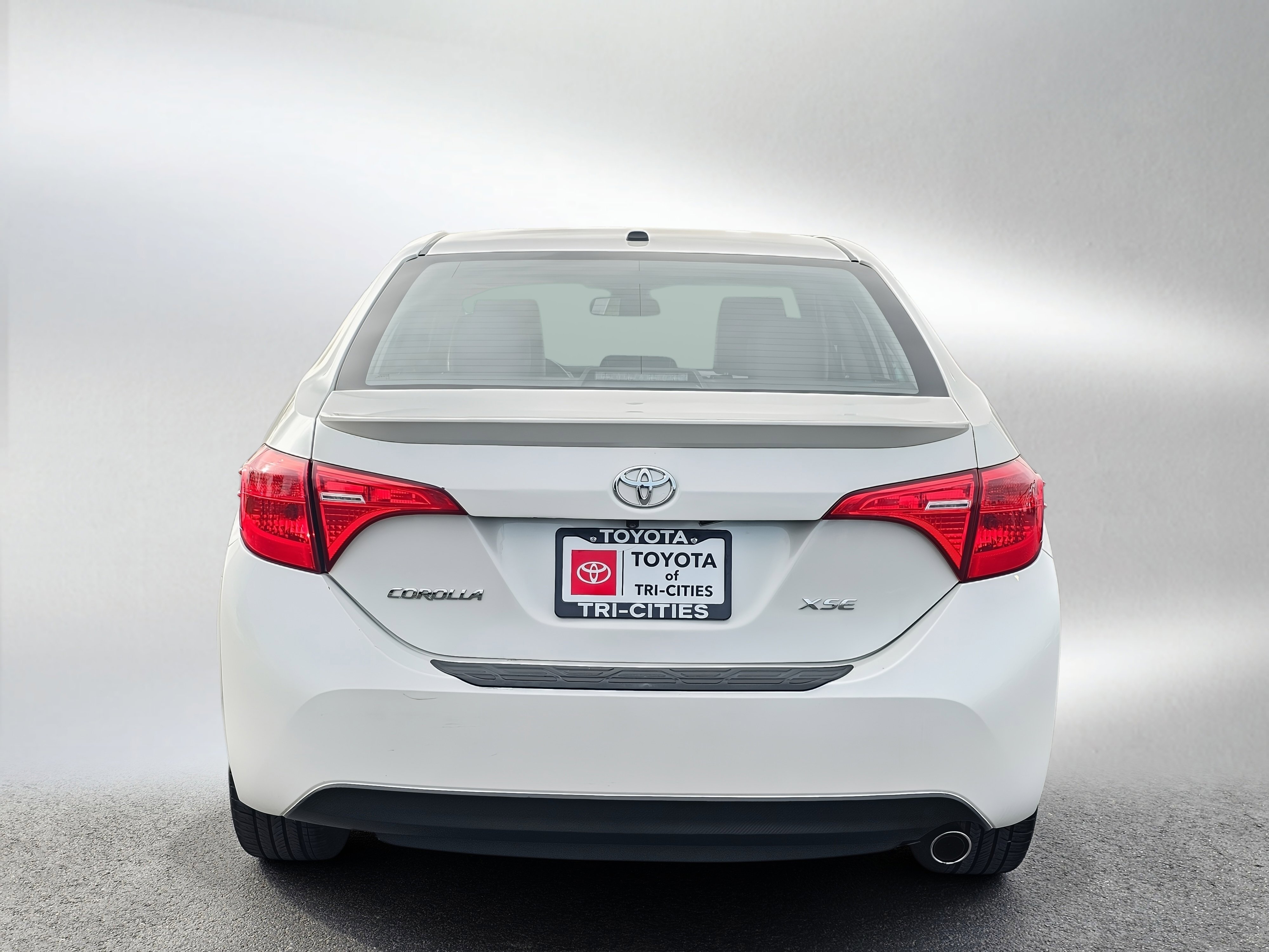 Used 2019 Toyota Corolla XSE w/ Carpet Mat Package (TMS) image 4