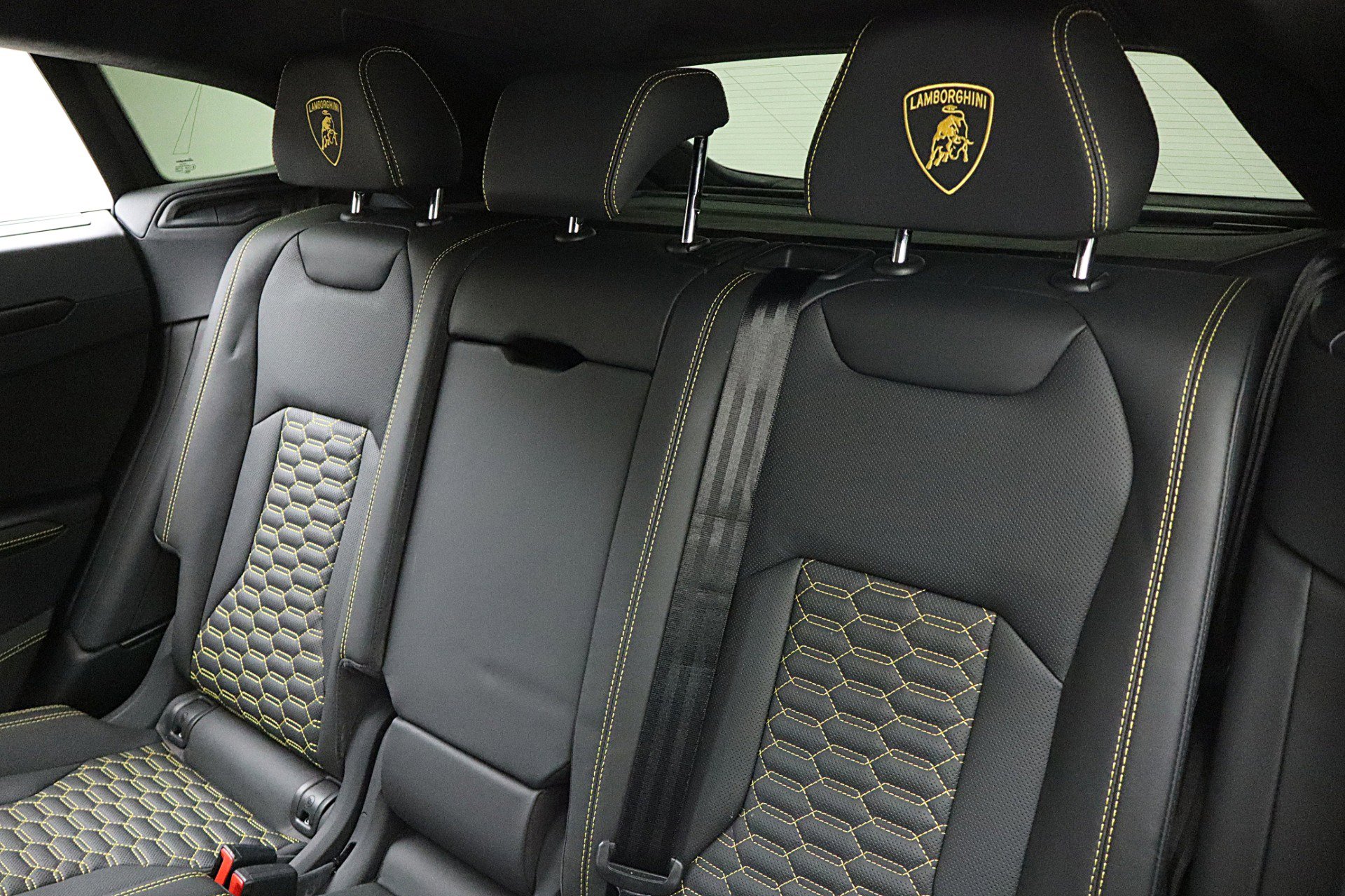 Used 2022 Lamborghini Urus image 30