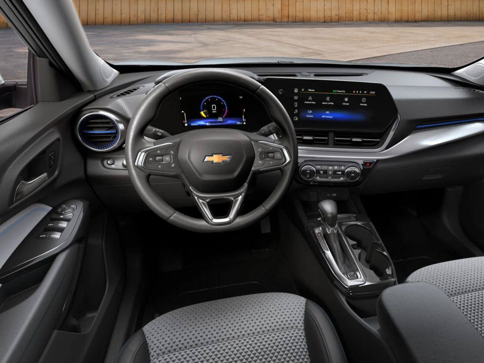New 2026 Chevrolet Trax LT w/ Driver Confidence Package FWD image 5