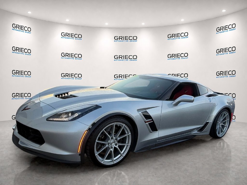Used 2019 Chevrolet Corvette Grand Sport RWD image 3