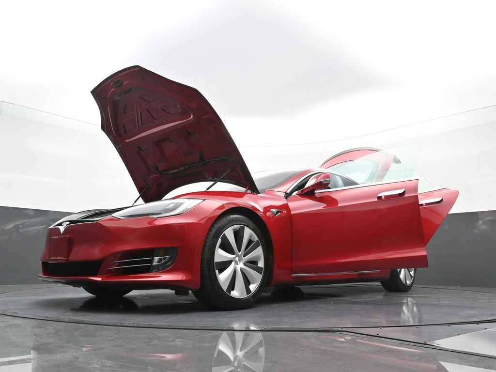 Used 2021 Tesla Model S Performance AWD/4WD image 39