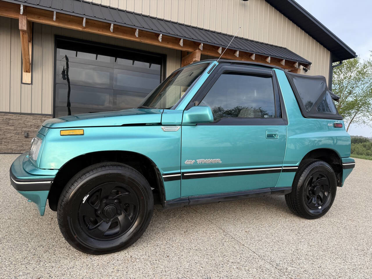 Used 1993 Geo Tracker Lsi