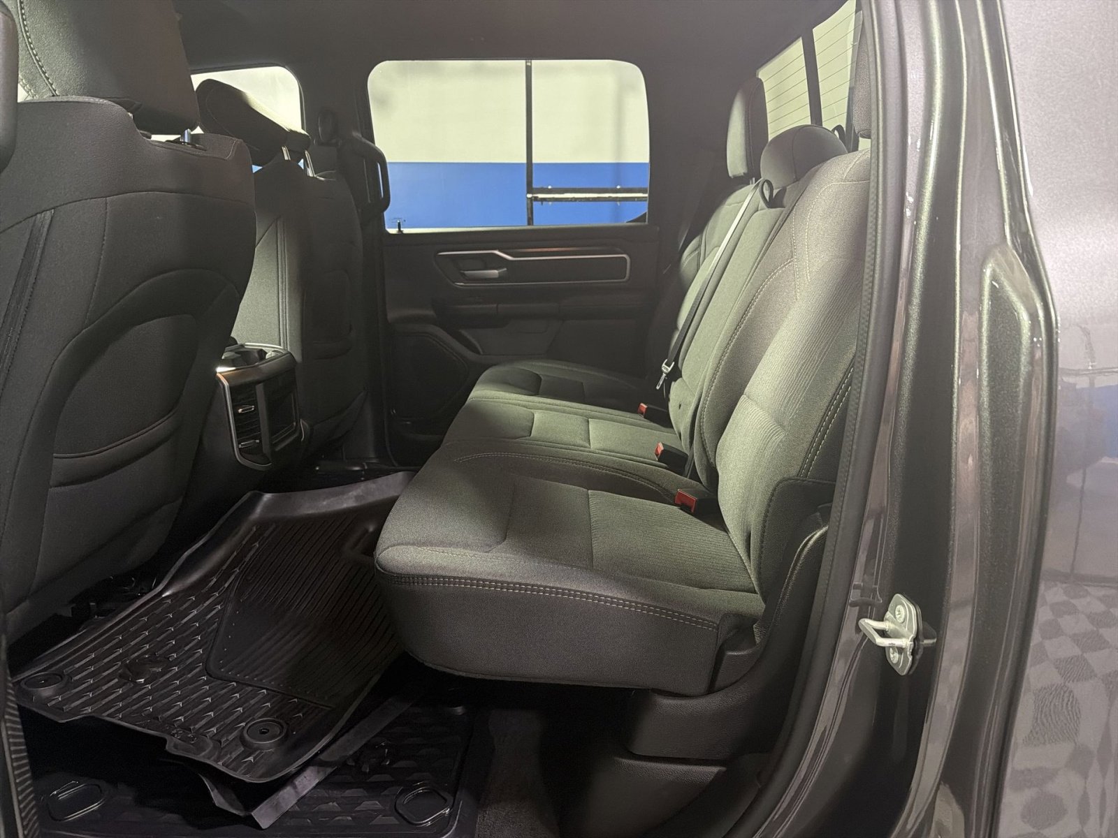 Used 2023 RAM 1500 Big Horn AWD/4WD image 30