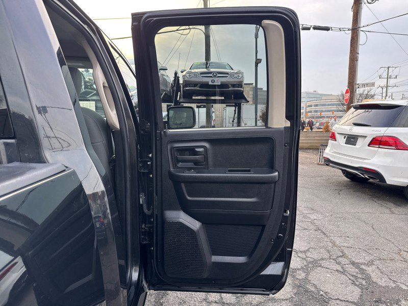 Used 2016 RAM 1500 Express image 11